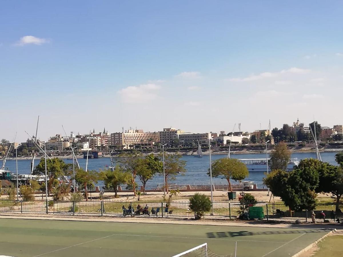 Nile Roof Hotel& Restaurant Λούξορ Εξωτερικό φωτογραφία